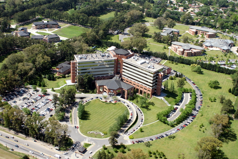 La Universidad Austral vista desde arriba